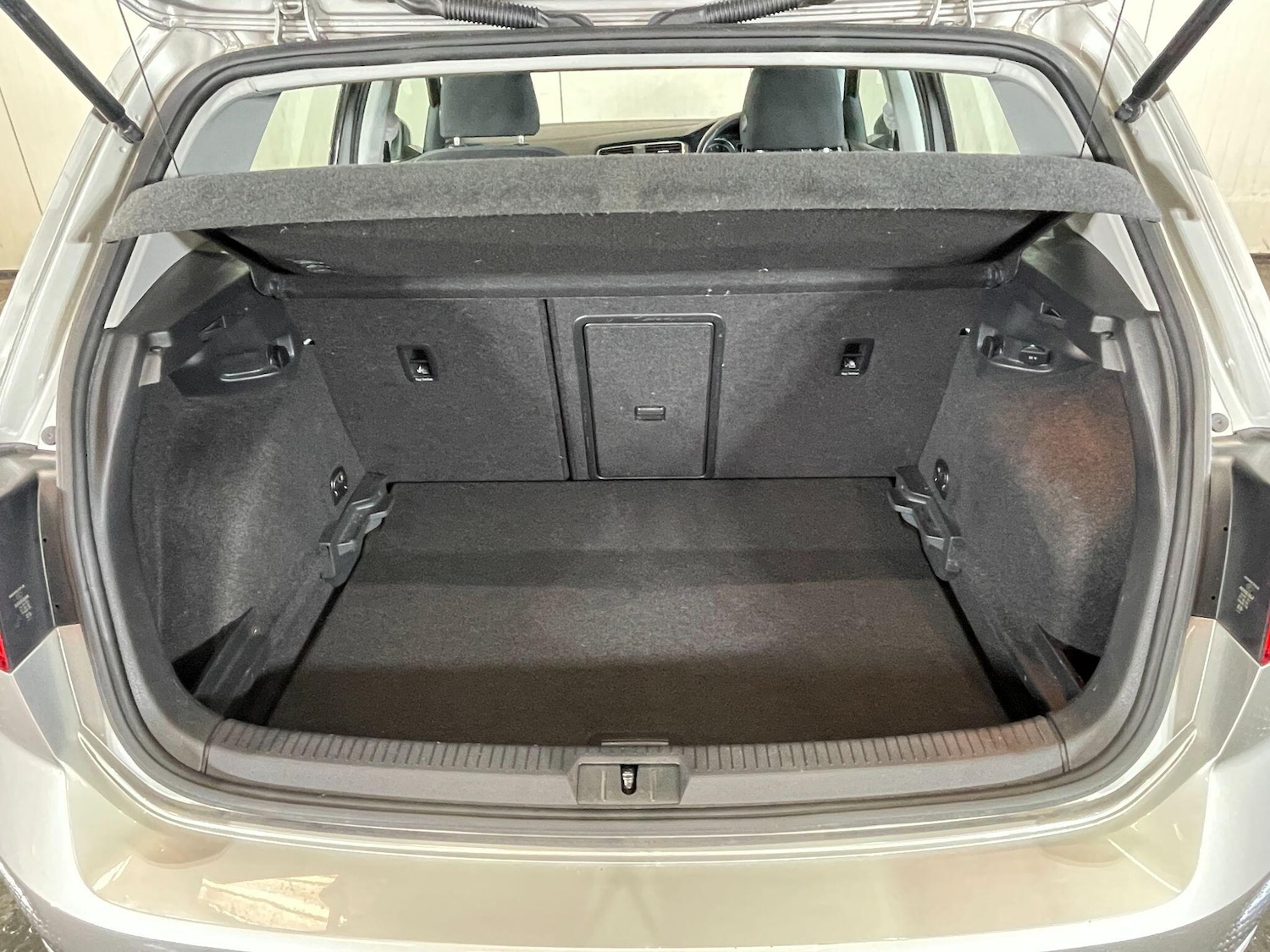 Used Volkswagen Golf 2018 for sale - 77892809: Photo 27