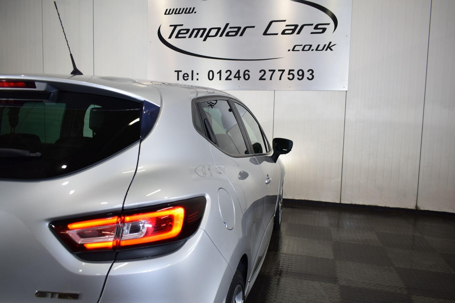 Used Renault Clio for sale - 77784382: Photo 11