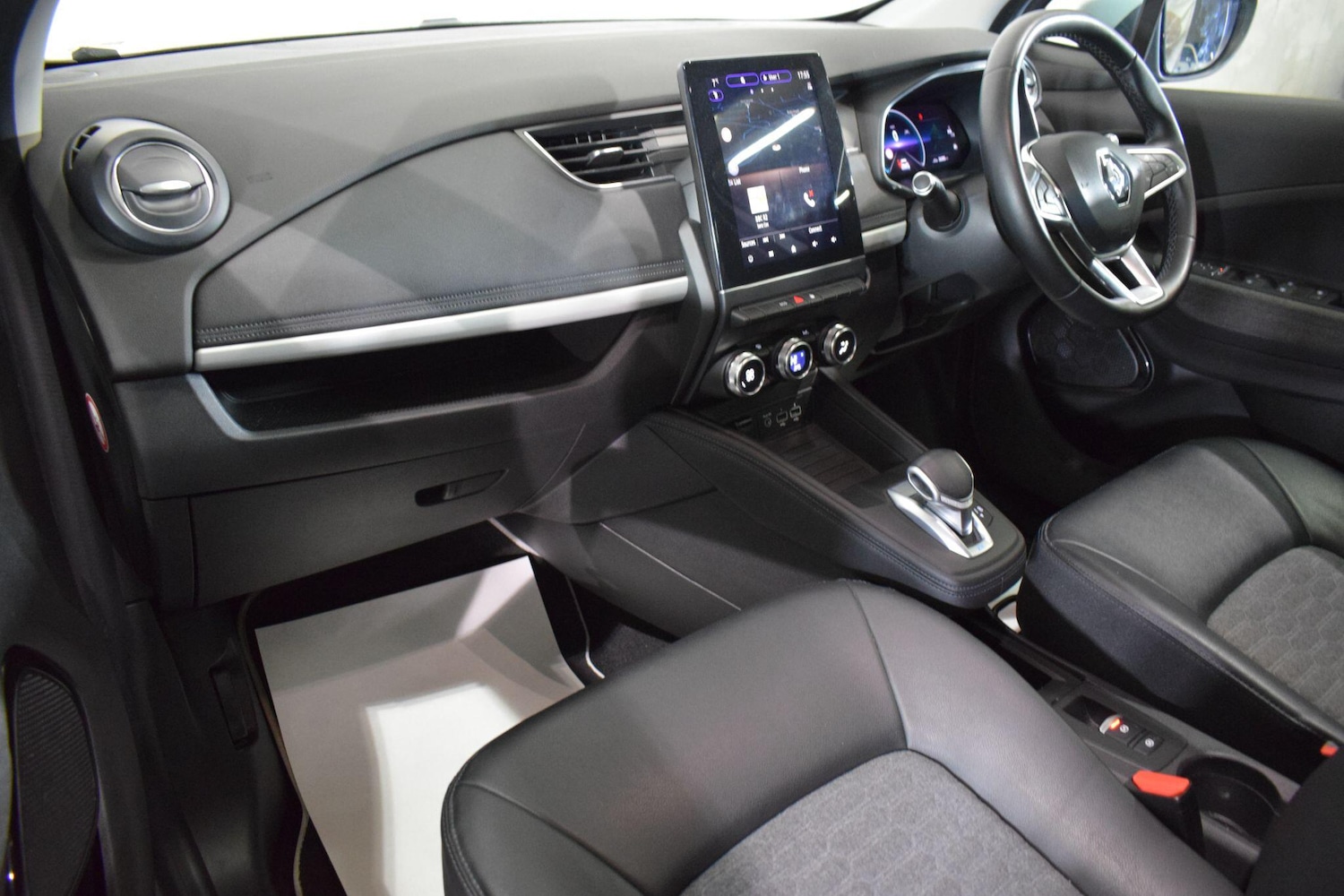 Used Renault Zoe 2021 for sale - 77784304: Photo 21