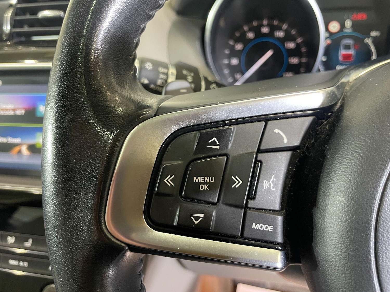 Used Jaguar F-Pace 2017 for sale - 78034590: Photo 17