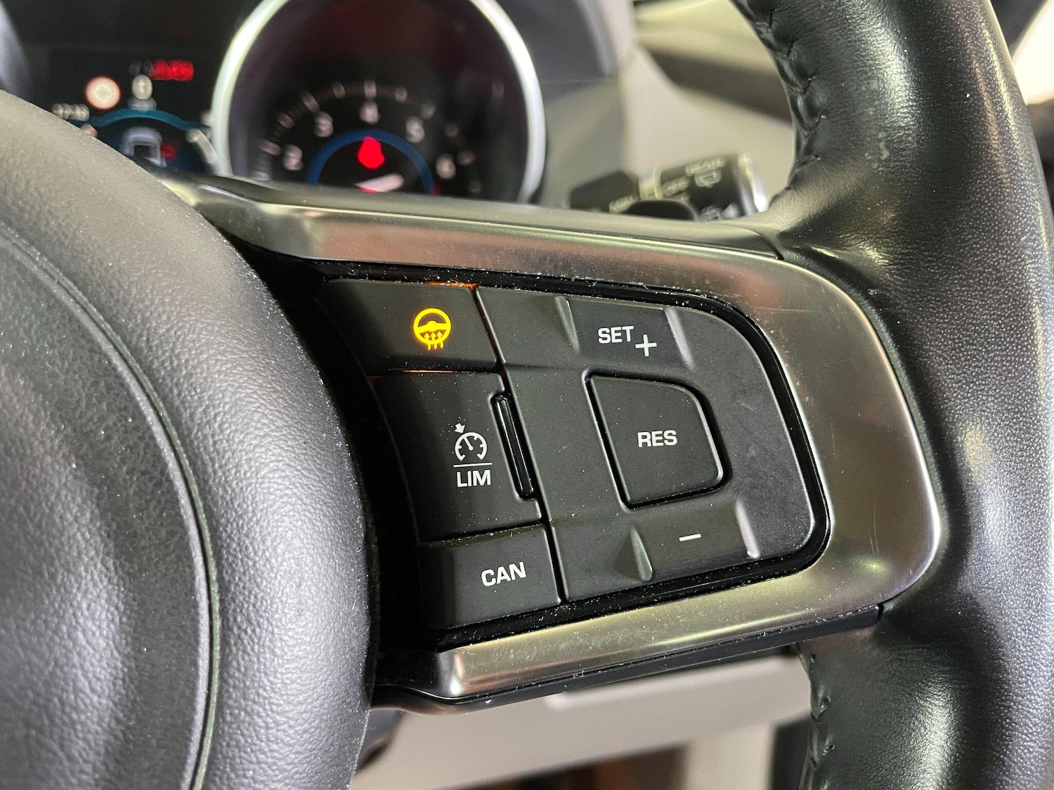 Used Jaguar F-Pace 2017 for sale - 78034590: Photo 18