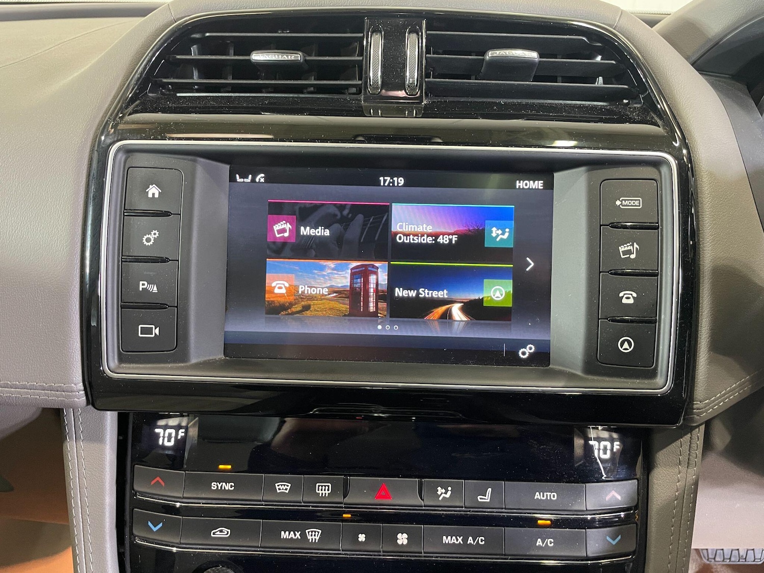 Used Jaguar F-Pace 2017 for sale - 78034590: Photo 24