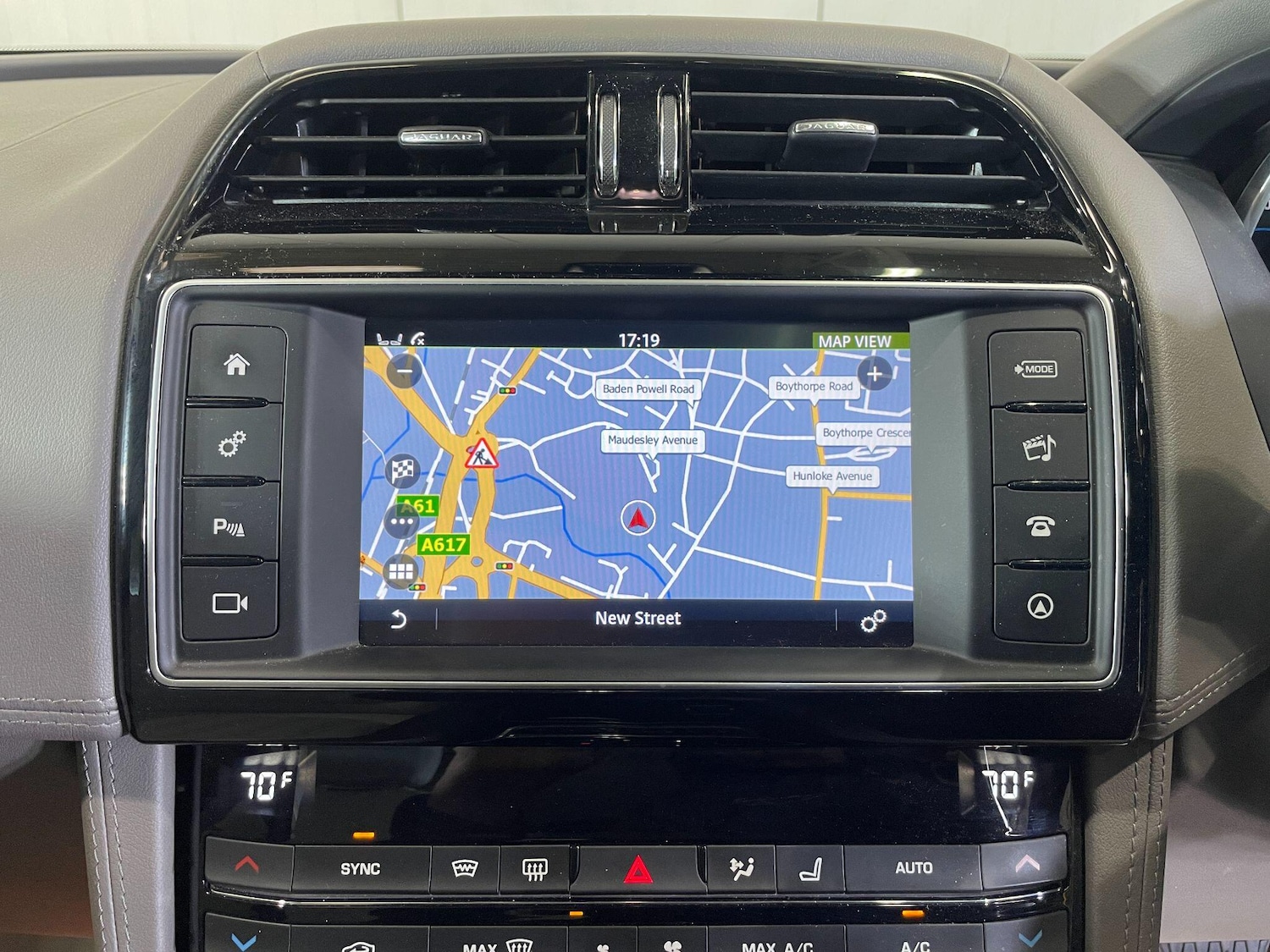 Used Jaguar F-Pace 2017 for sale - 78034590: Photo 25