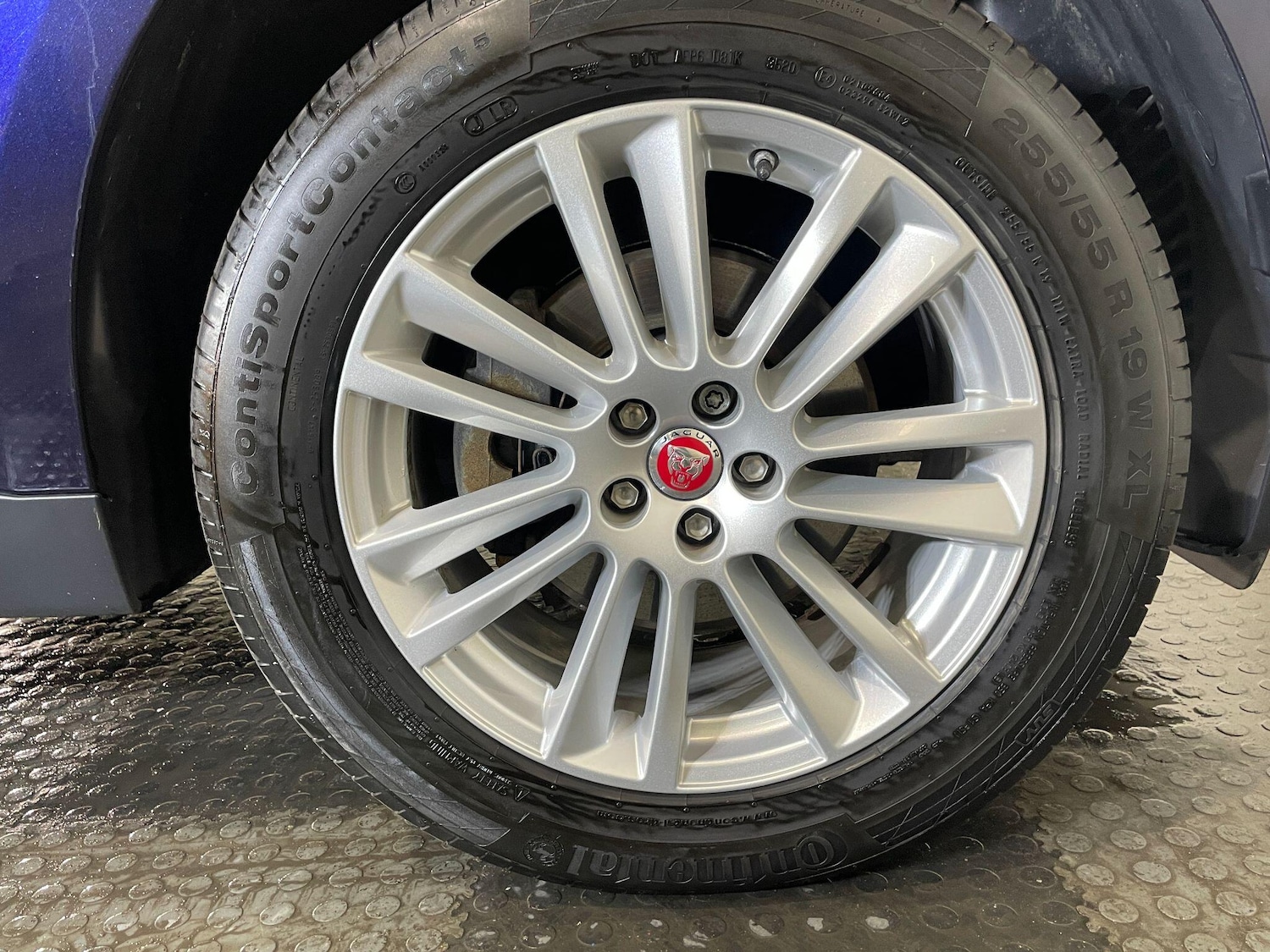 Used Jaguar F-Pace 2017 for sale - 78034590: Photo 42