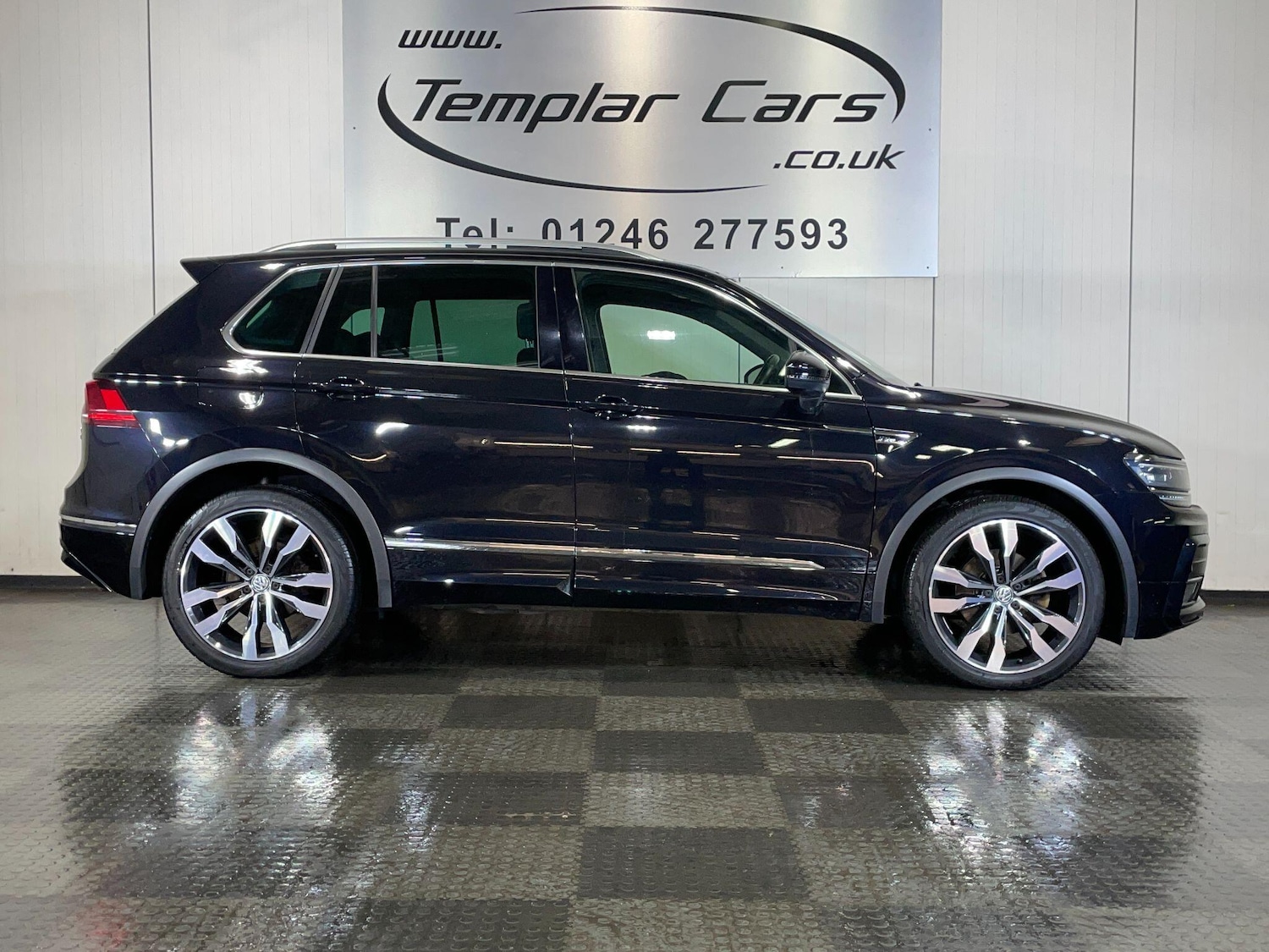 Used Volkswagen Tiguan for sale - 77784773: Photo 2