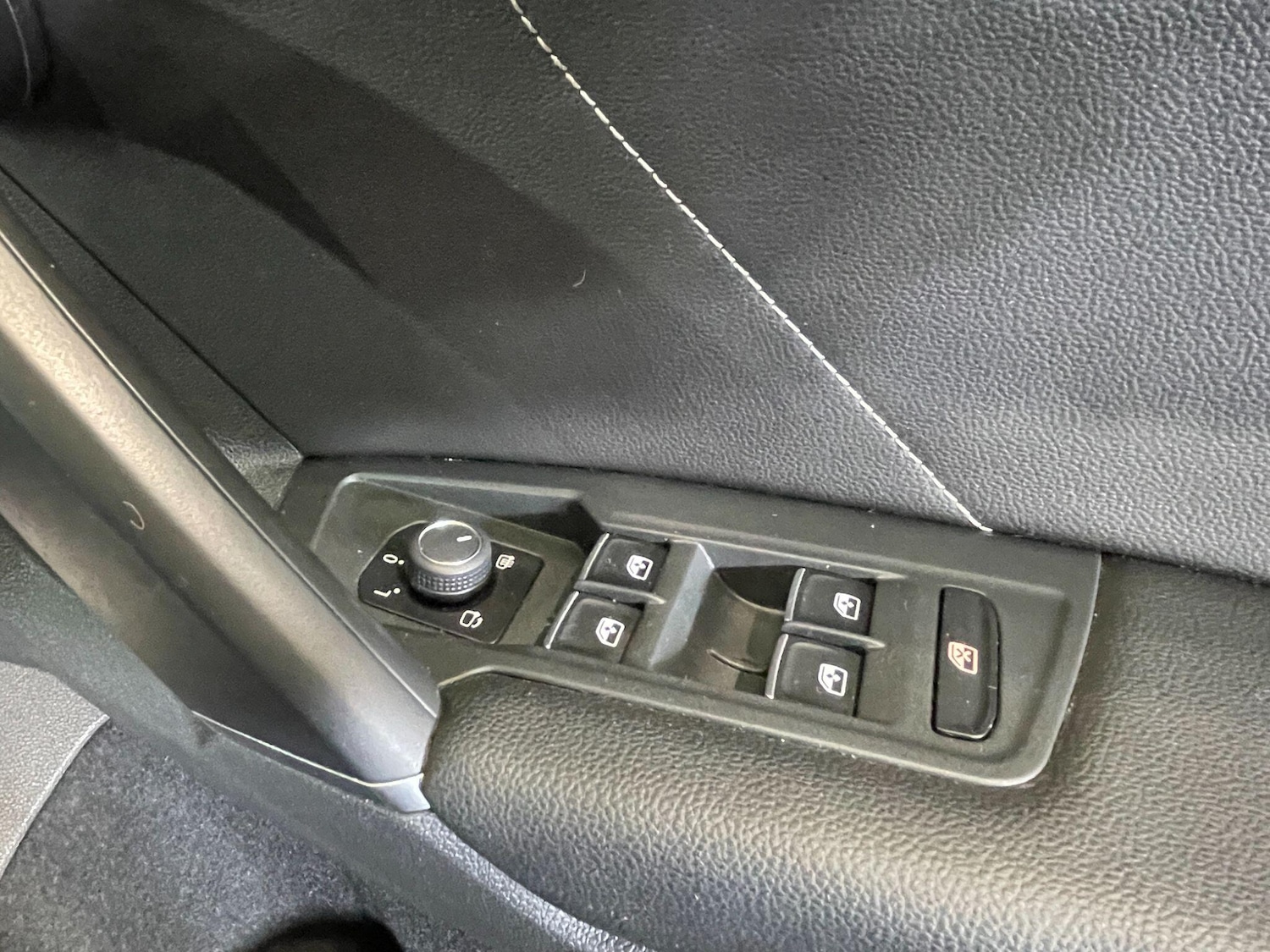 Used Volkswagen Tiguan for sale - 77784773: Photo 33