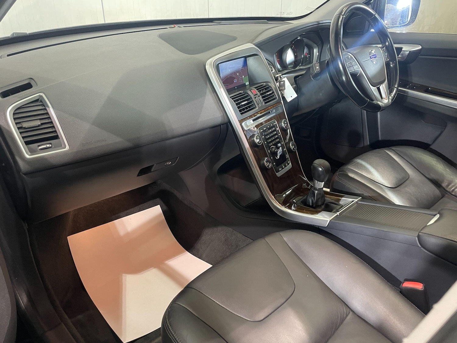 Used Volvo XC60 2014 for sale - 77783207: Photo 24