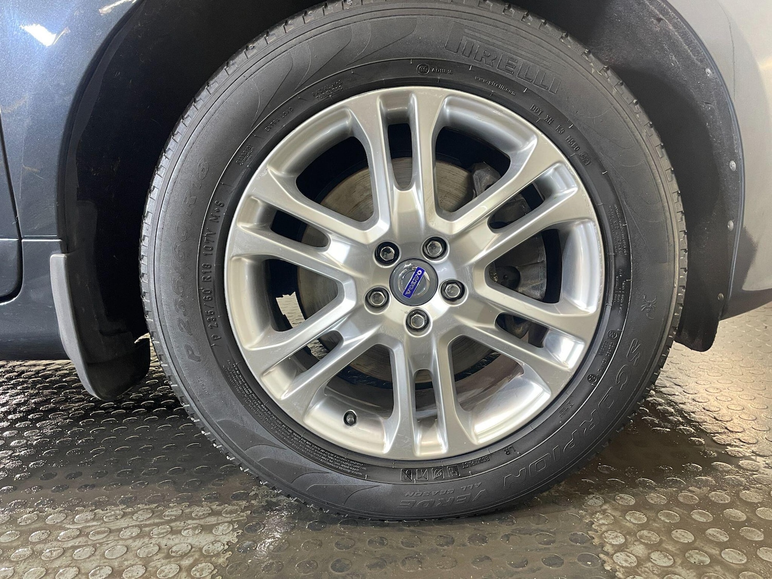 Used Volvo XC60 2014 for sale - 77783207: Photo 34