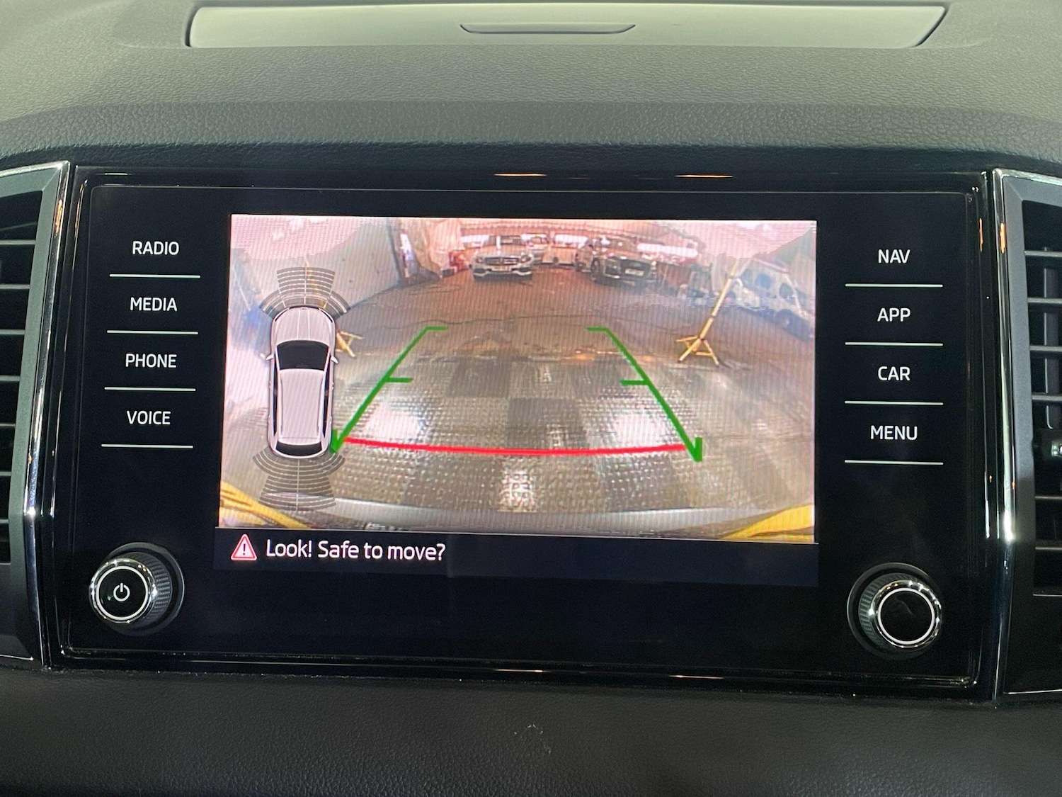 Used Skoda Karoq 2018 for sale - 77783742: Photo 19