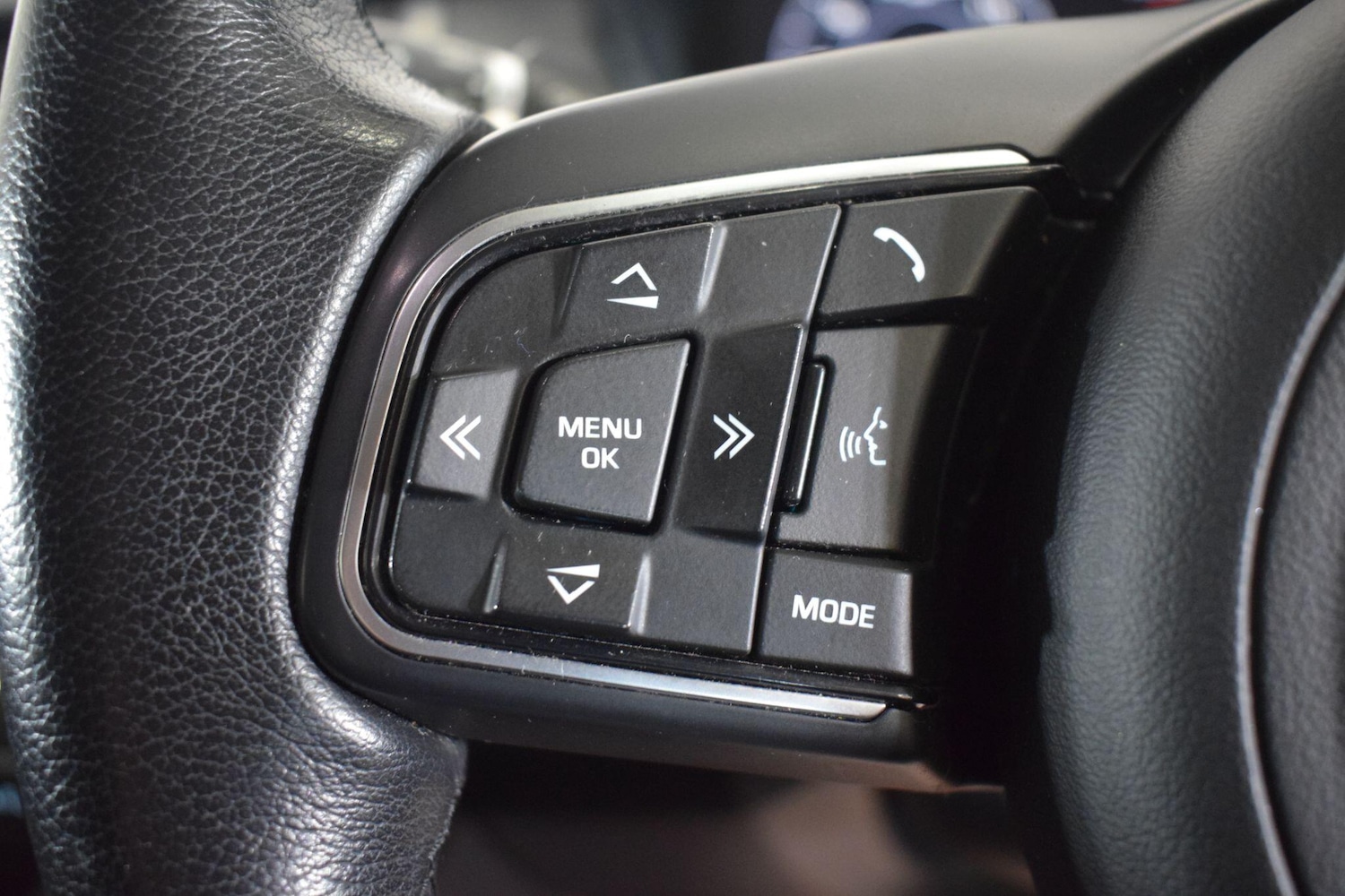 Used Jaguar E-Pace for sale - 77784482: Photo 16