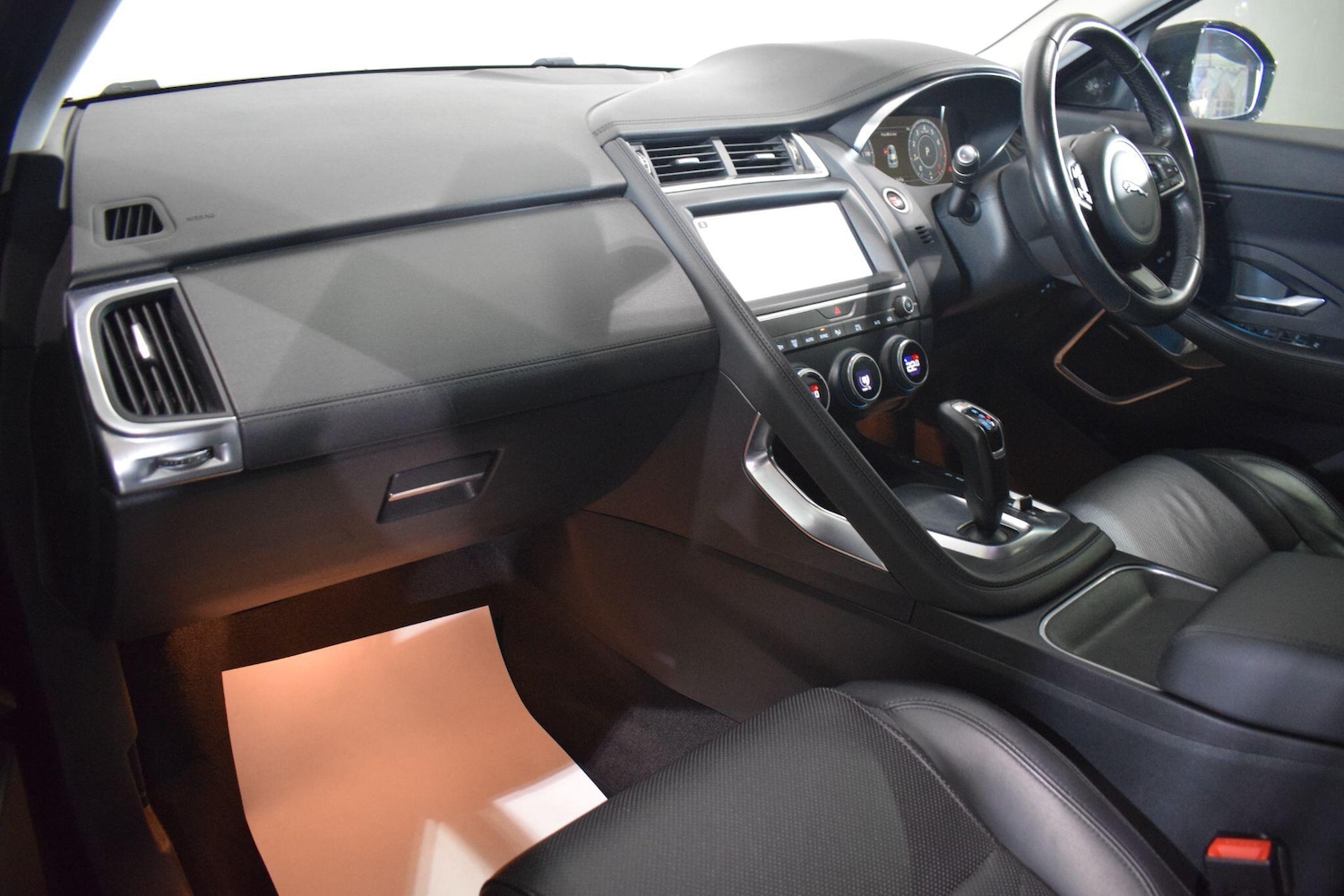 Used Jaguar E-Pace for sale - 77784482: Photo 29