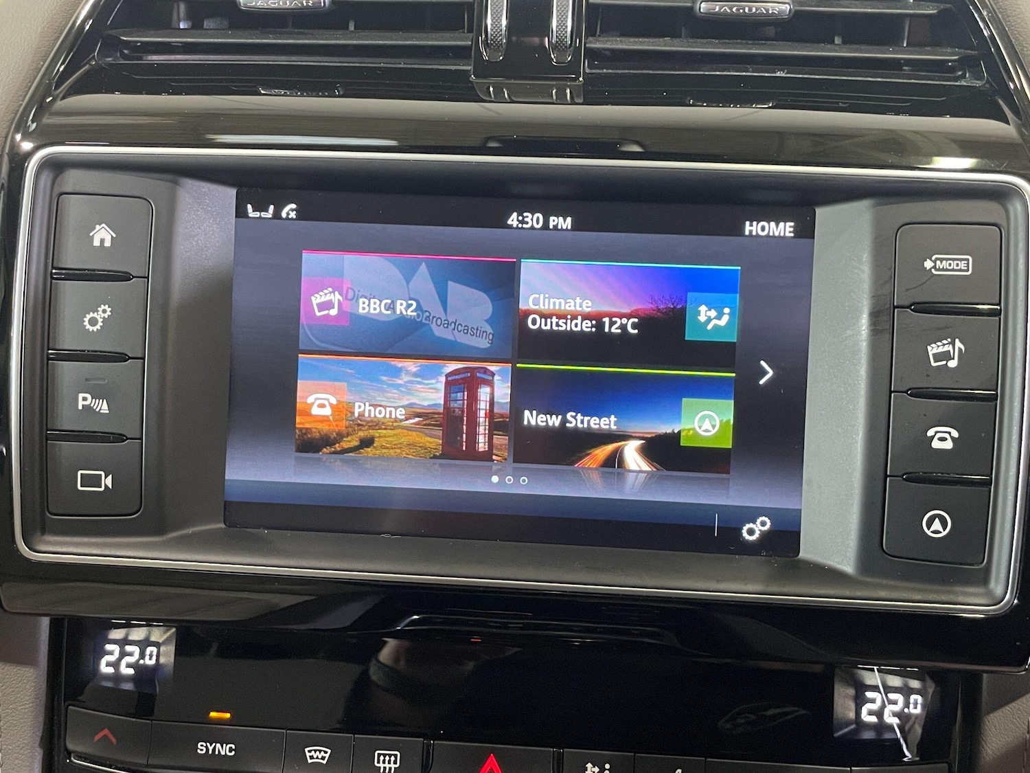 Used Jaguar F-Pace 2017 for sale - 77785718: Photo 24