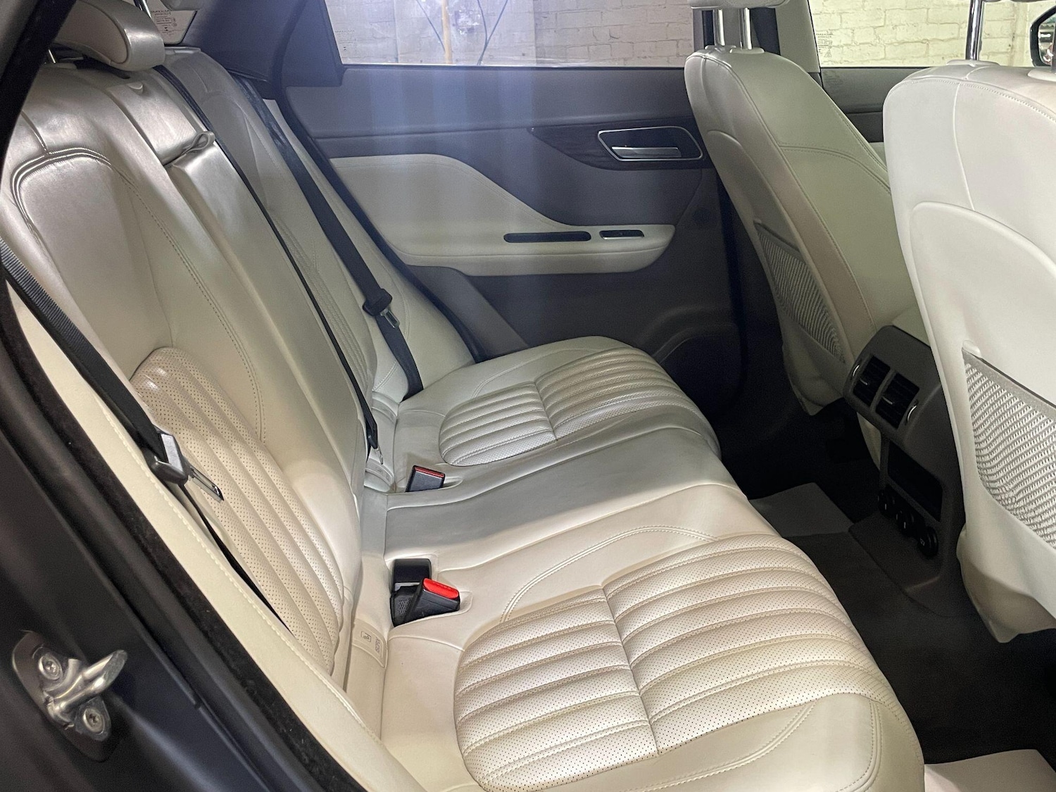 Used Jaguar F-Pace 2017 for sale - 77785718: Photo 34