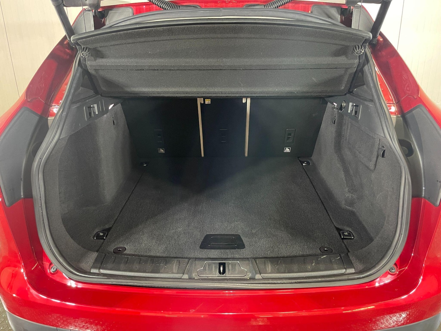 Used Jaguar F-Pace 2017 for sale - 77785718: Photo 35