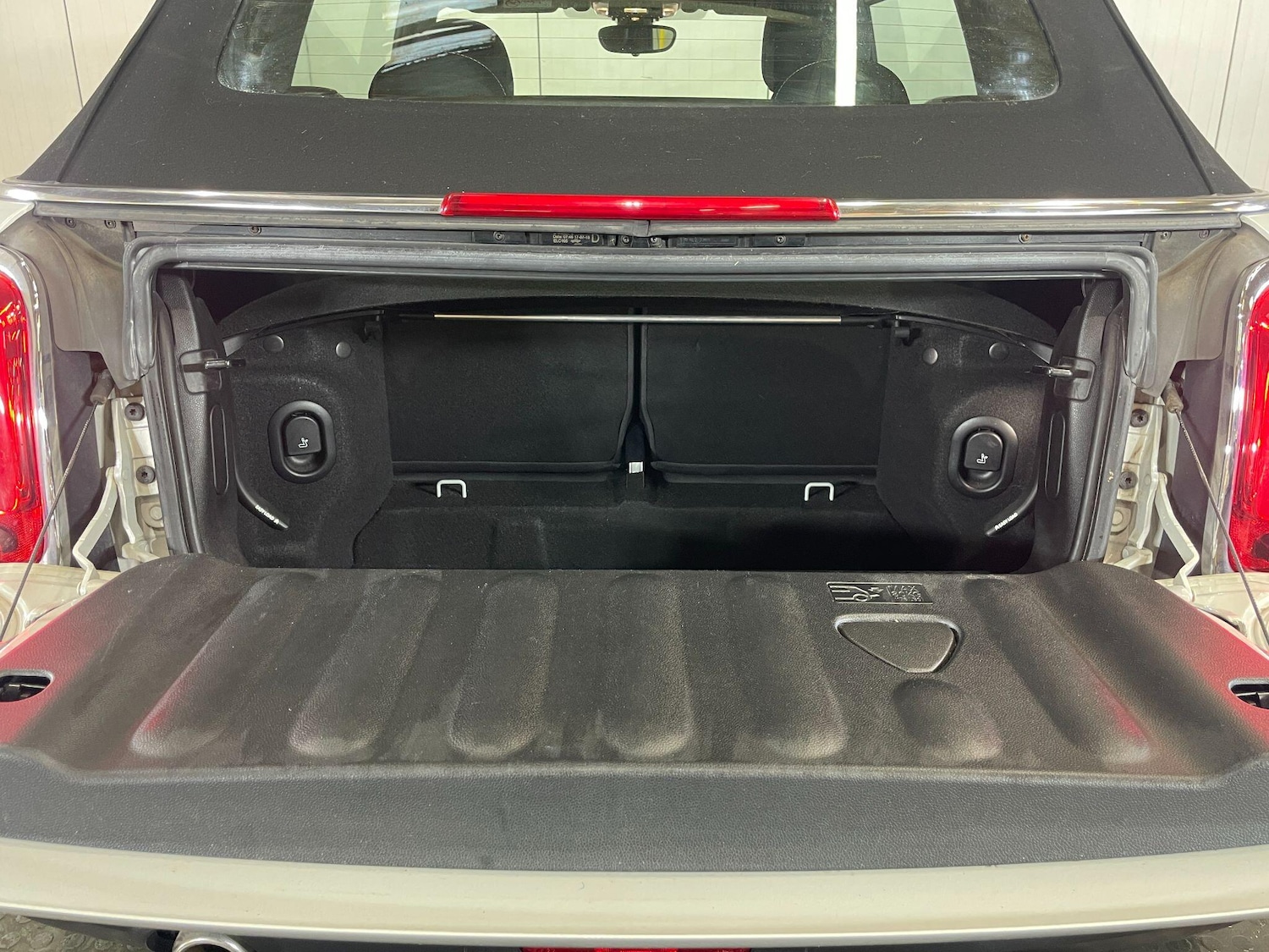 Used MINI Convertible for sale - 77783450: Photo 26