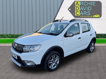 Used Dacia Sandero Stepway 2017 for sale - 78620871: Photo