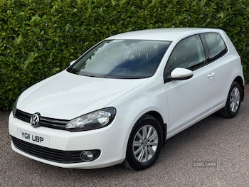 Volkswagen - Golf