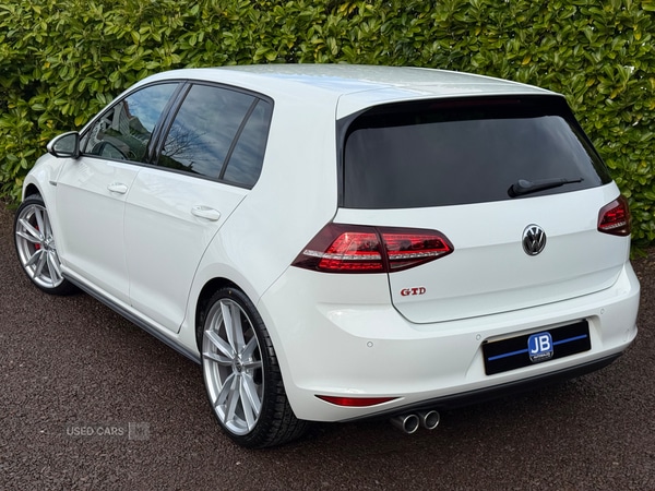 Used Volkswagen Golf 2015 for sale - 77724419: Photo 2