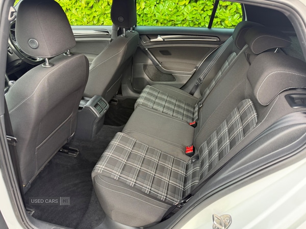 Used Volkswagen Golf 2015 for sale - 77724419: Photo 6