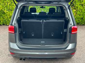 Used Volkswagen Touran 2017 for sale - 74739771: Photo
