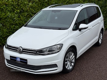 Used Volkswagen Touran 2016 for sale - 77041264: Photo