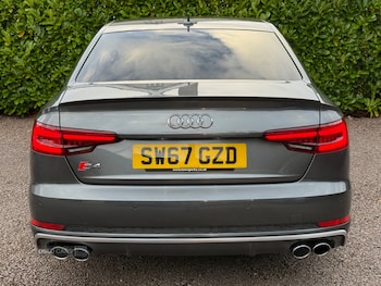 Used Audi A4 2017 for sale - 76359397: Photo