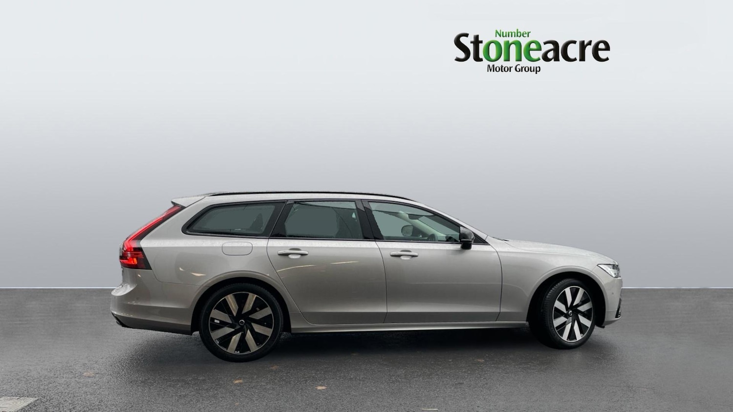 Used Volvo V90 2025 for sale - 76592883: Photo 3