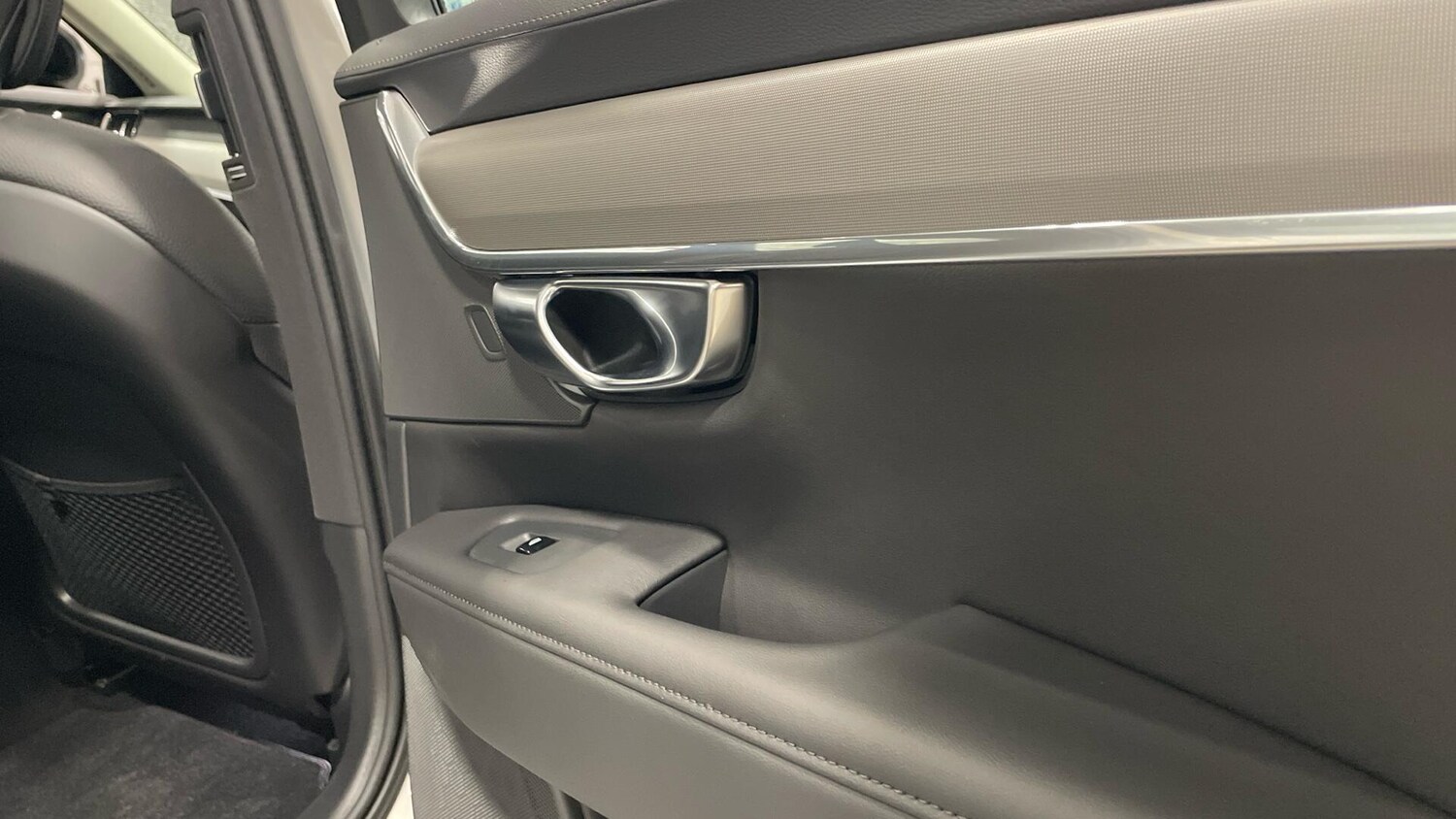 Used Volvo V90 2025 for sale - 76592883: Photo 33