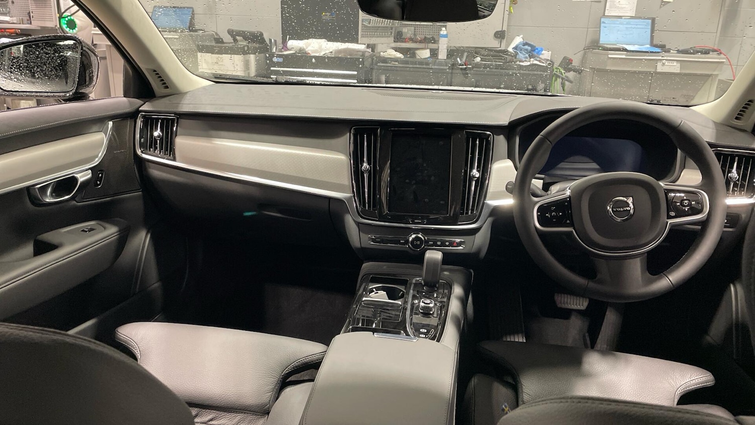 Used Volvo V90 2025 for sale - 76592883: Photo 5