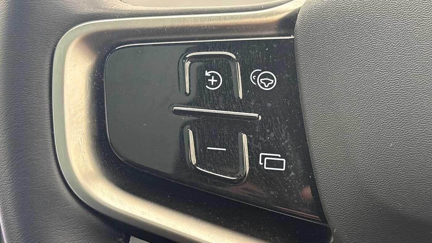 Used Volvo EX30 2025 for sale - 77892666: Photo 28