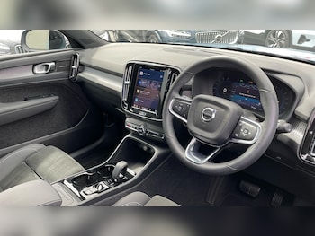 Used Volvo XC40 2022 for sale - 75377658: Photo