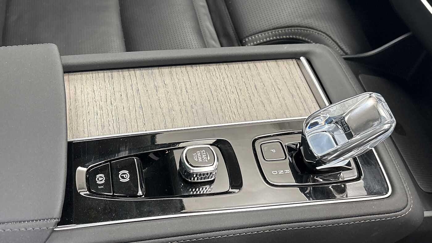 Used Volvo XC90 2025 for sale - 77549983: Photo 32