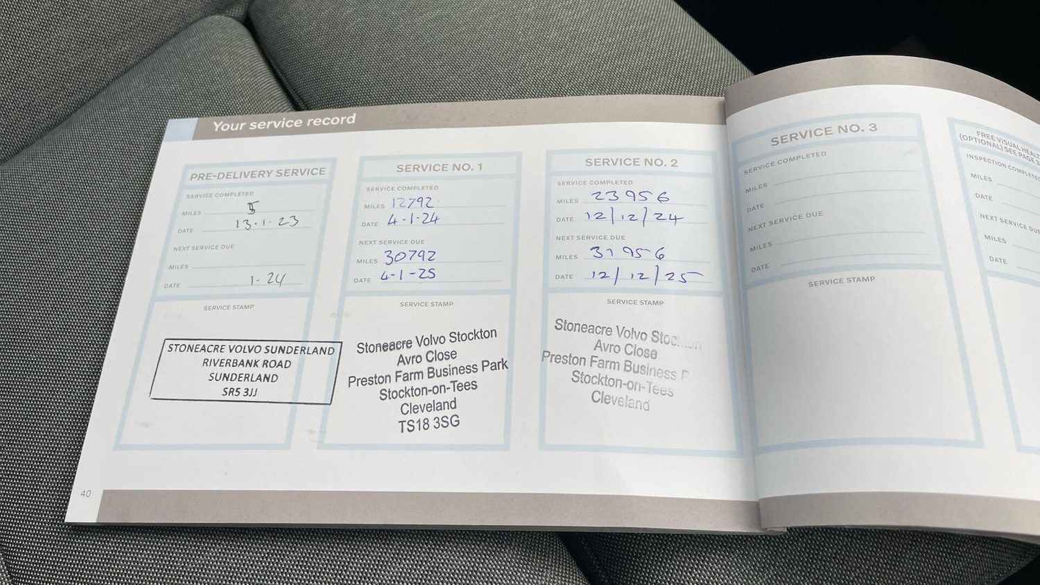 Used Volvo XC40 2023 for sale - 76072807: Photo 14