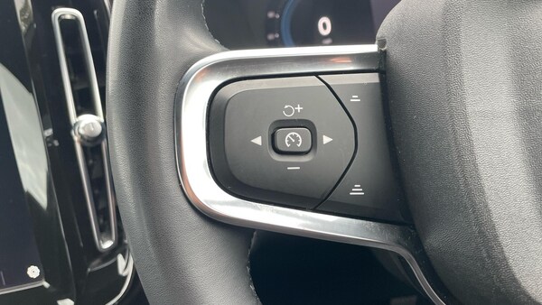 Used Volvo XC40 2023 for sale - 76072807: Photo 20