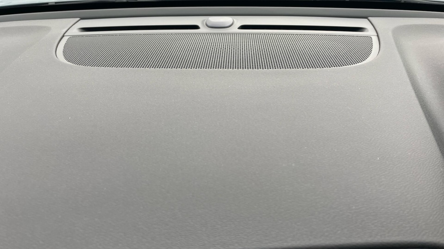 Used Volvo XC40 2023 for sale - 76072807: Photo 24