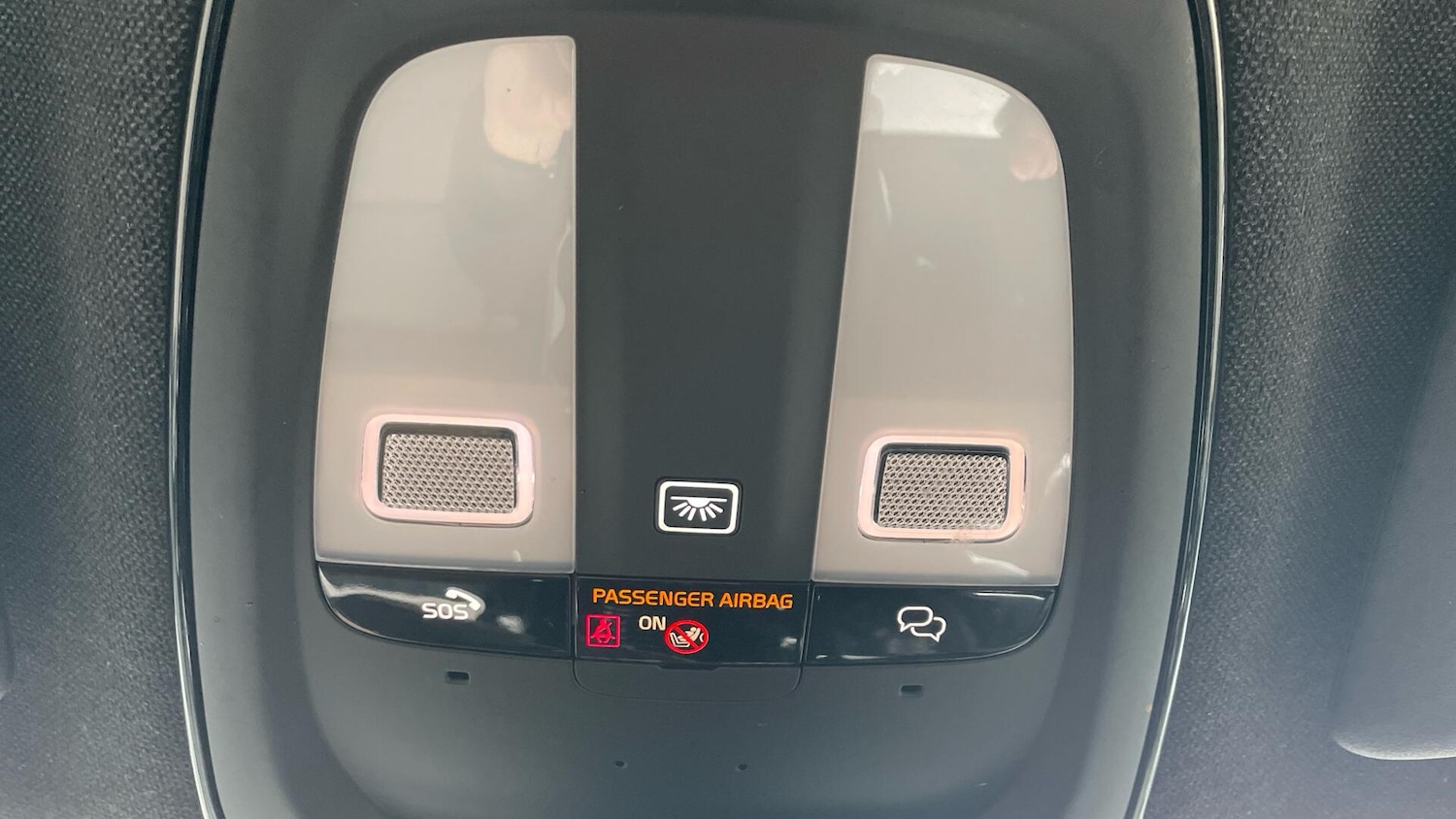 Used Volvo XC40 2023 for sale - 76072807: Photo 27