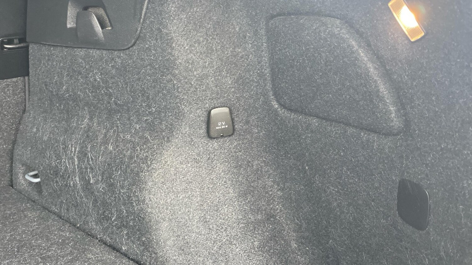 Used Volvo XC40 2023 for sale - 76072807: Photo 36