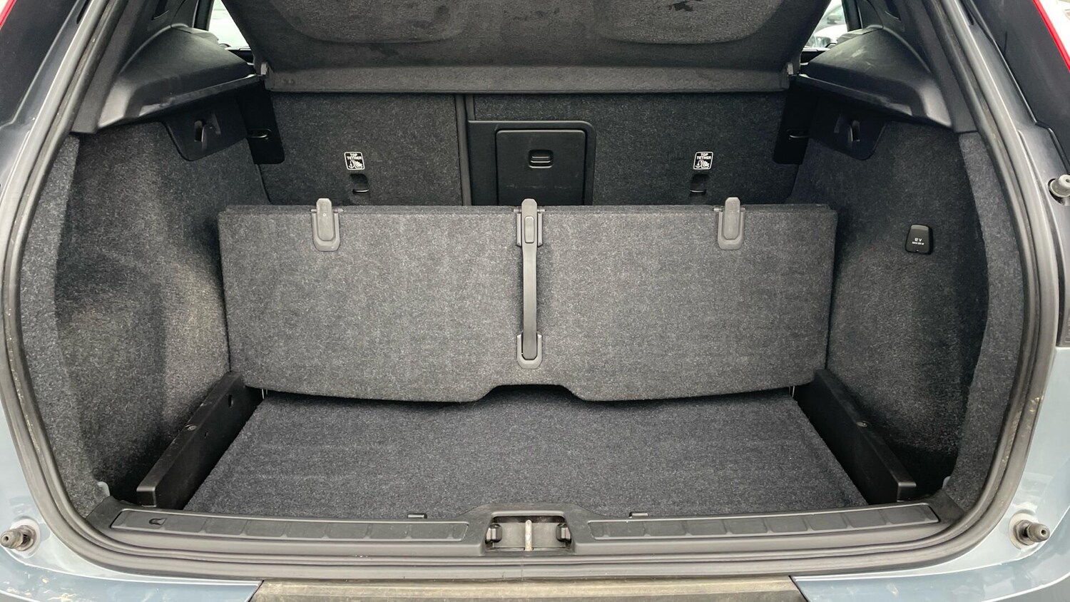 Used Volvo XC40 2023 for sale - 76072807: Photo 37