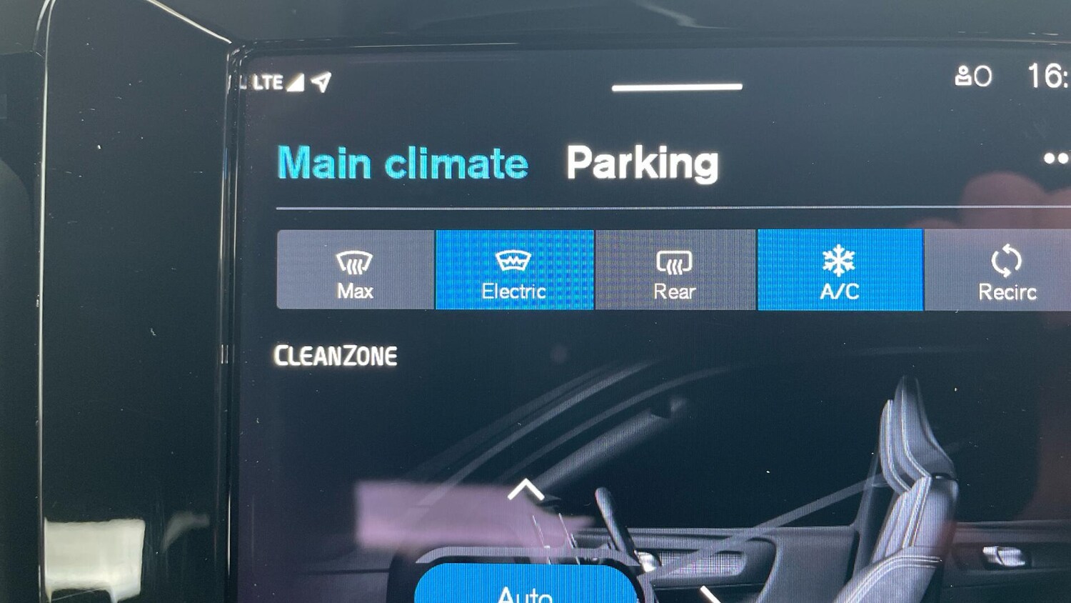 Used Volvo XC40 2023 for sale - 76072807: Photo 44