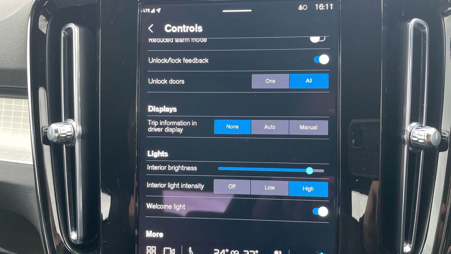 Used Volvo XC40 2023 for sale - 76072807: Photo 52