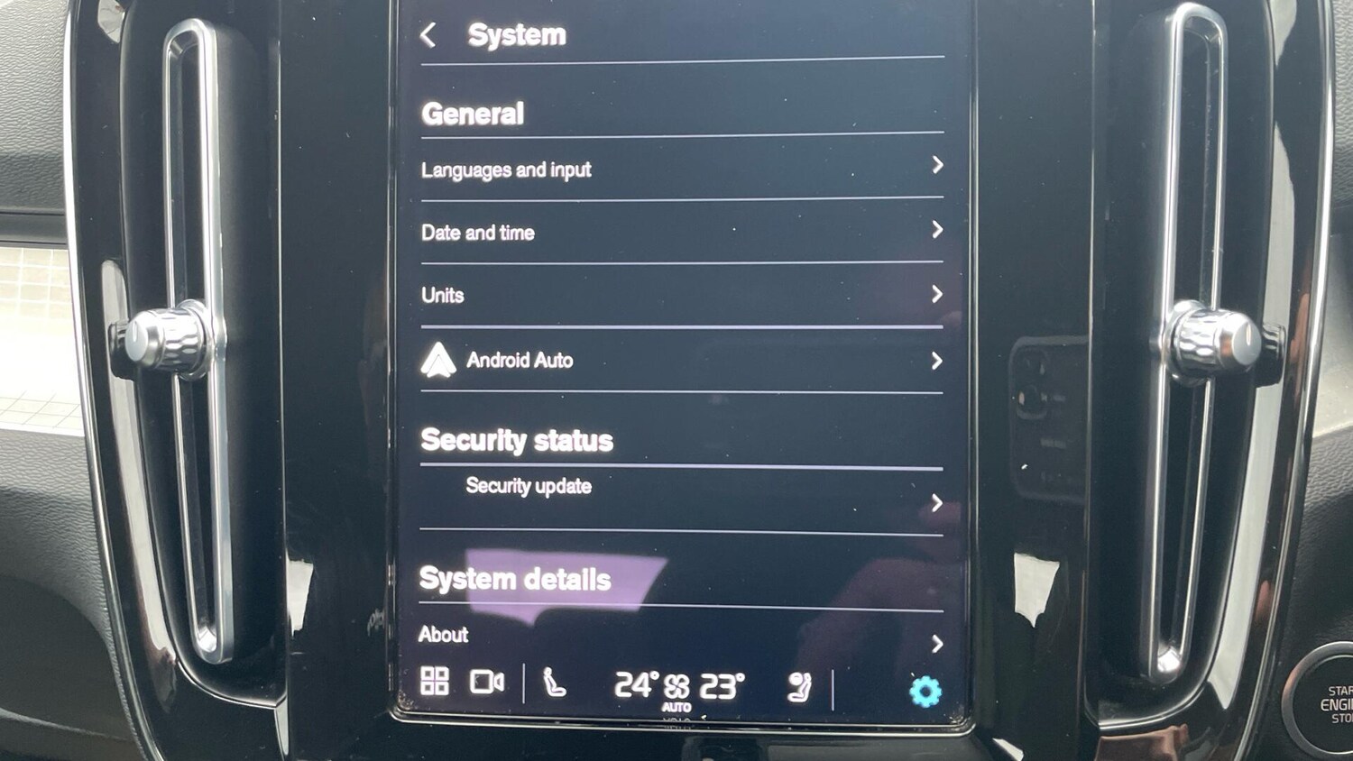 Used Volvo XC40 2023 for sale - 76072807: Photo 57