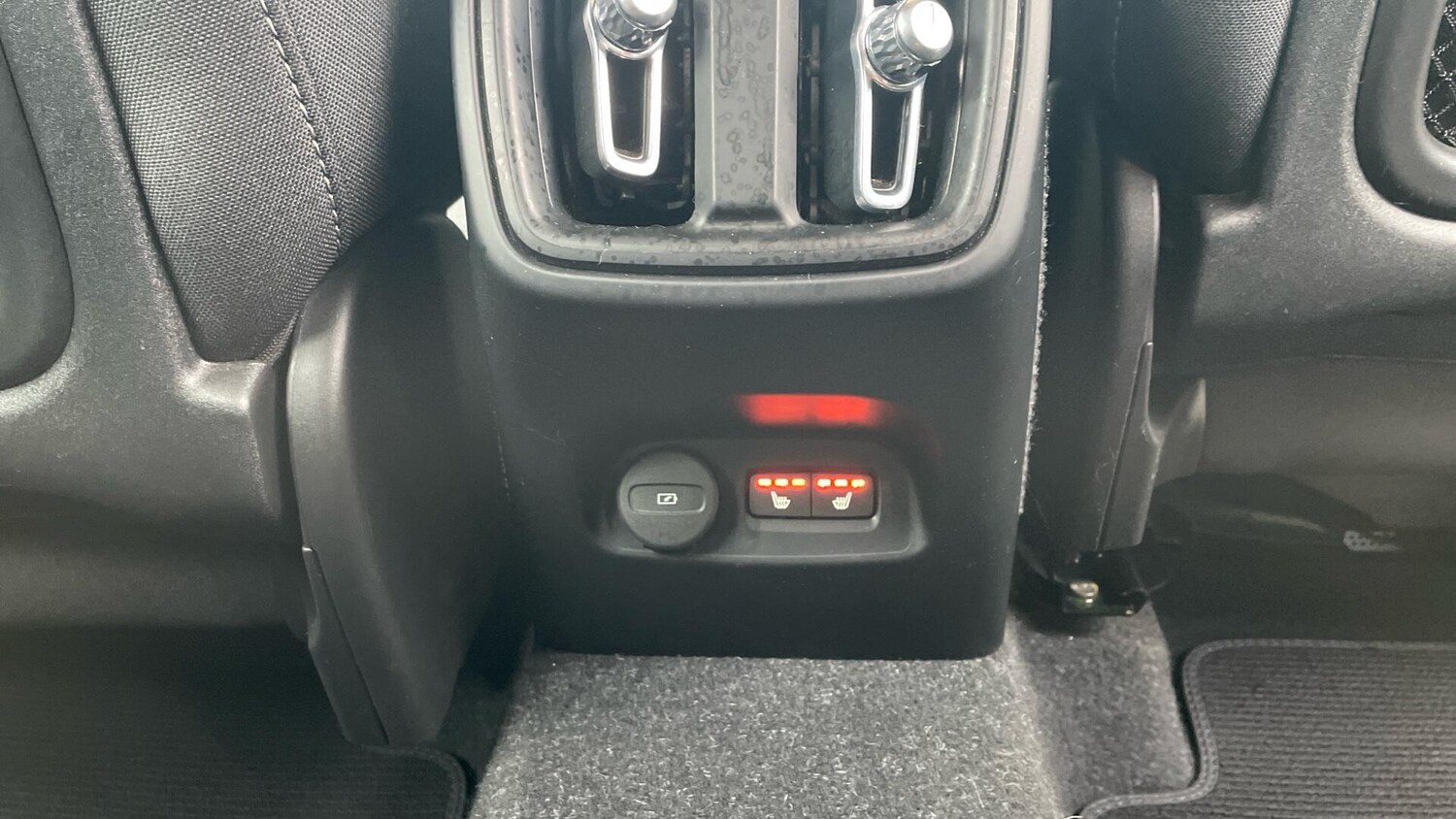 Used Volvo XC40 2023 for sale - 76072807: Photo 66