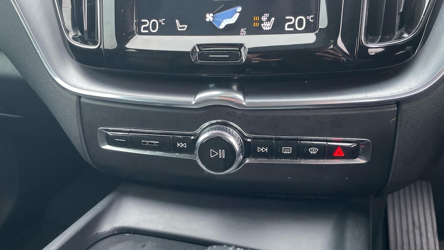 Used Volvo XC60 2019 for sale - 77029943: Photo 25