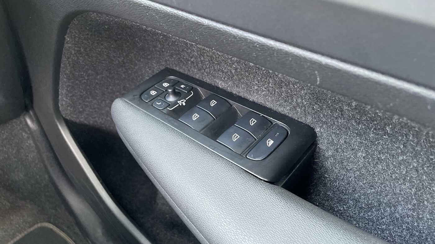 Used Volvo XC40 for sale - 78214458: Photo 23