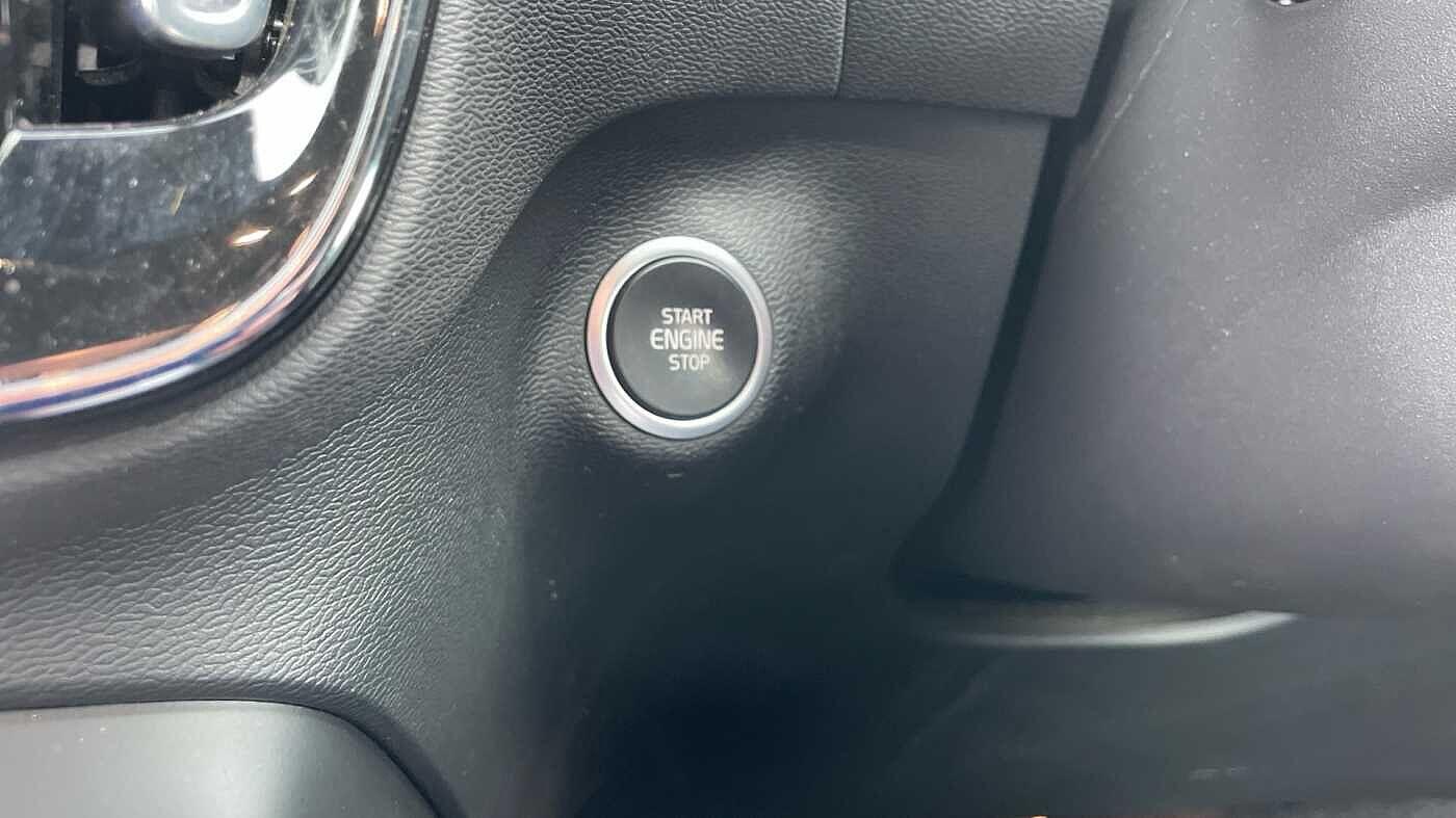 Used Volvo XC40 for sale - 78214458: Photo 25