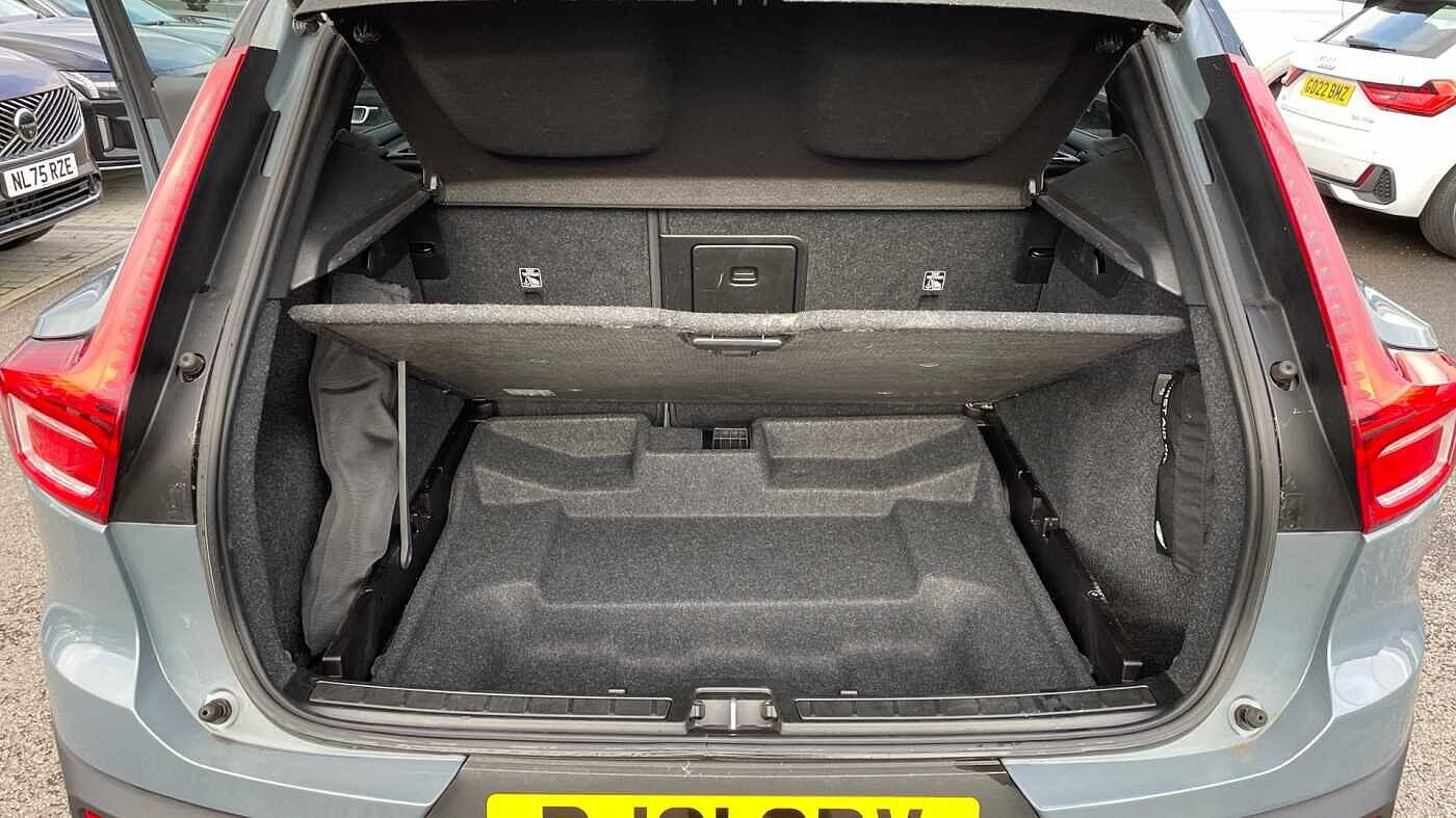 Used Volvo XC40 for sale - 78214458: Photo 32