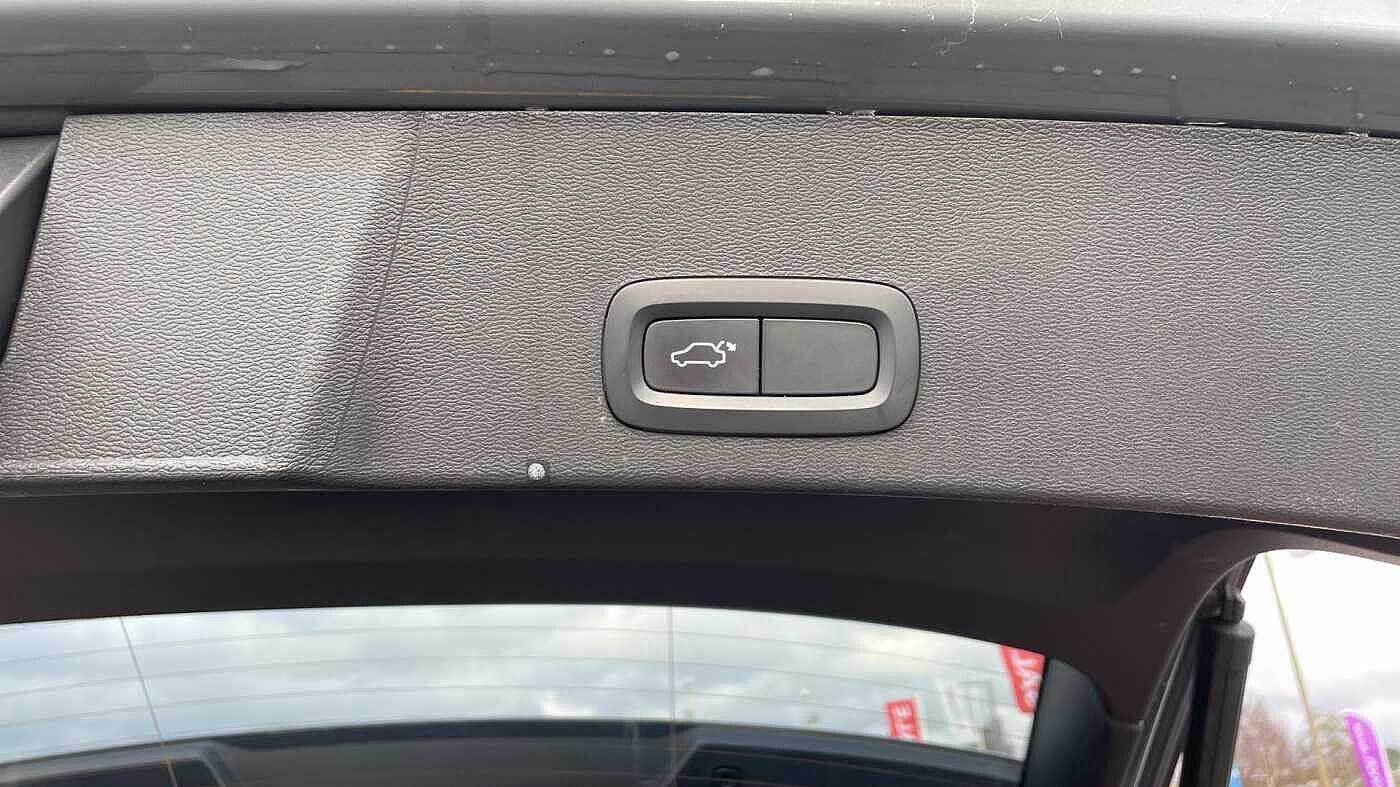 Used Volvo XC40 for sale - 78214458: Photo 35