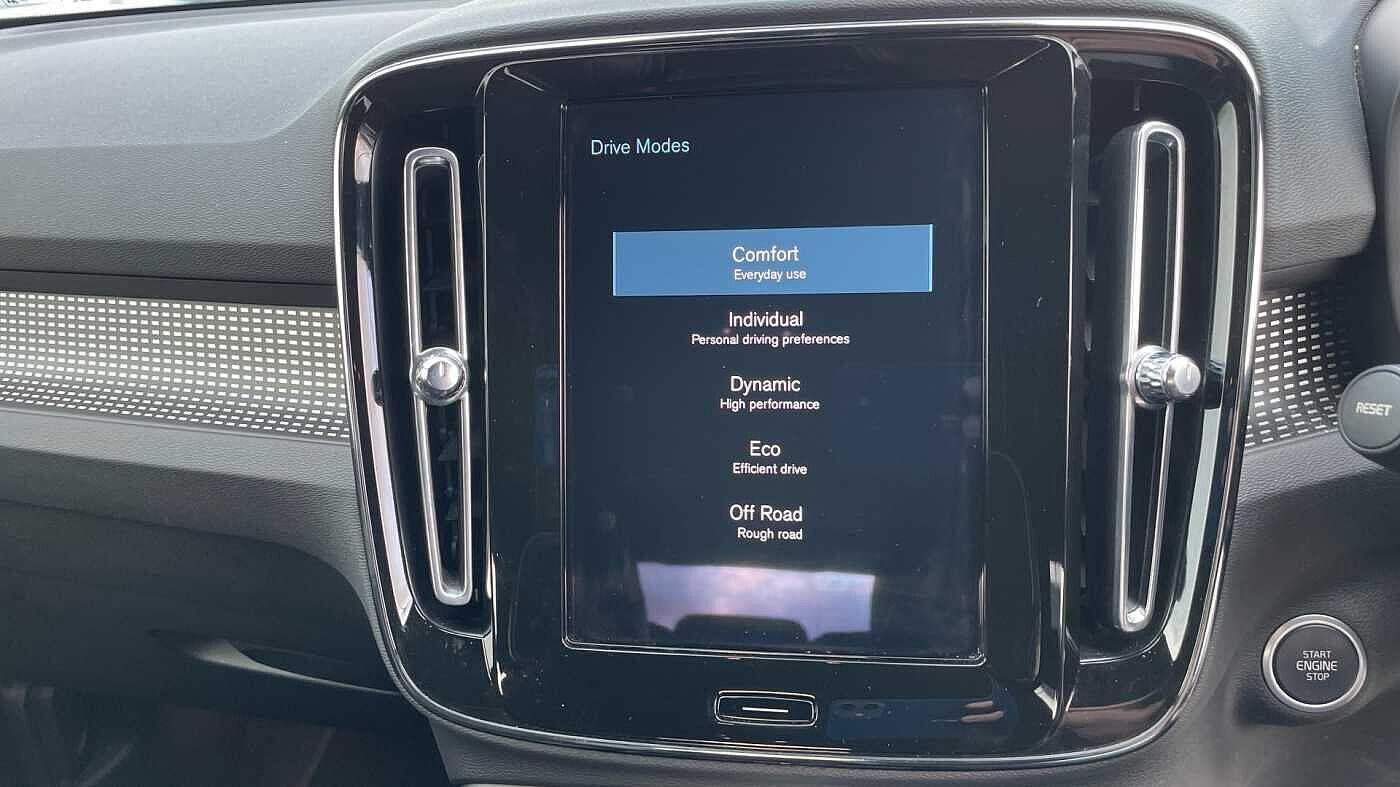 Used Volvo XC40 for sale - 78214458: Photo 38