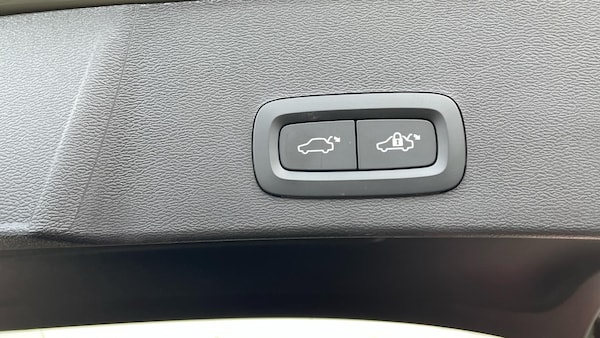 Used Volvo XC40 2024 for sale - 74809773: Photo 36