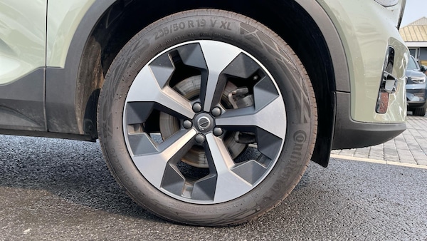 Used Volvo XC40 2024 for sale - 74809773: Photo 9